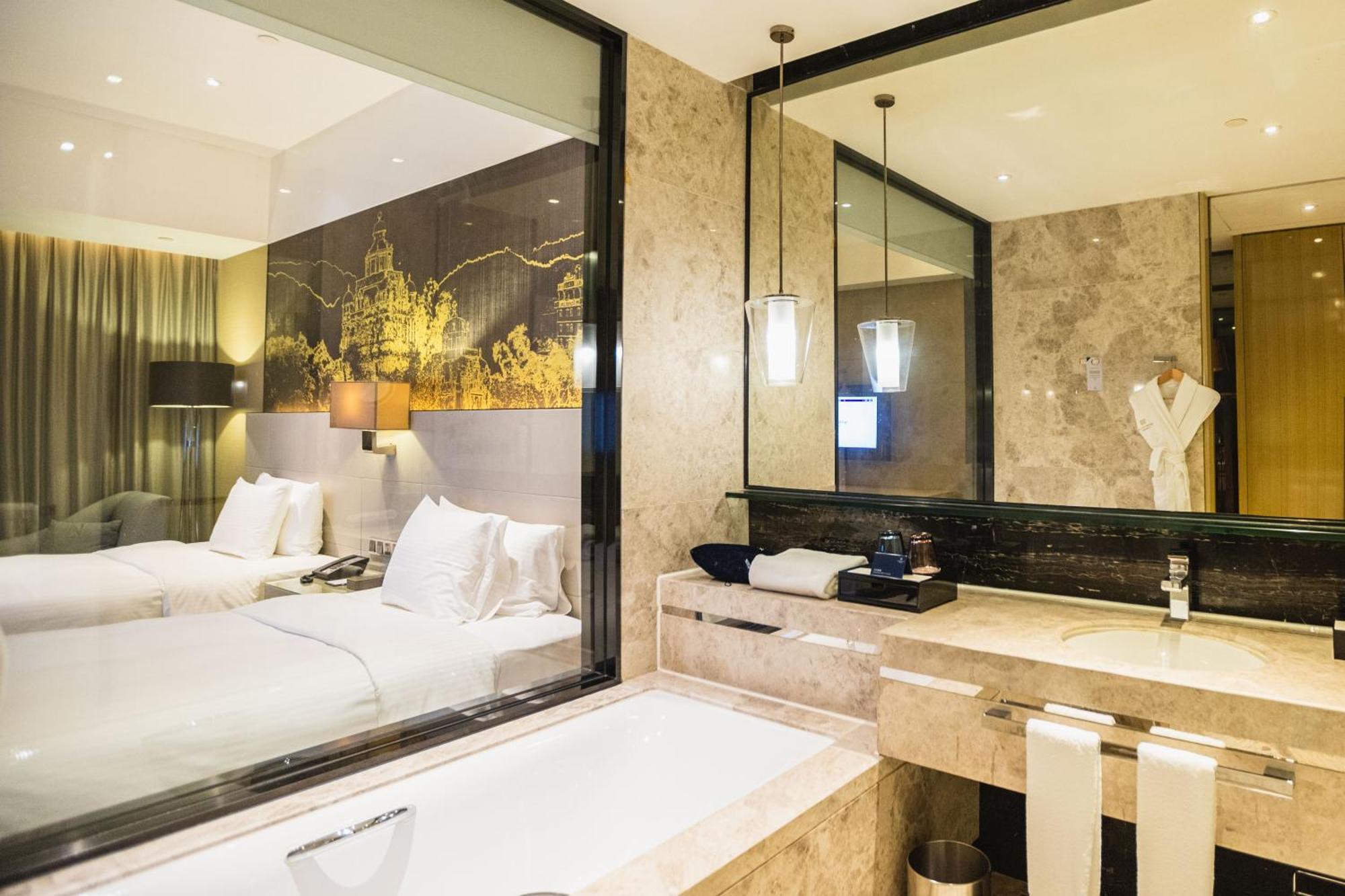 Hotel Wanda Realm Jiangmen Exterior foto