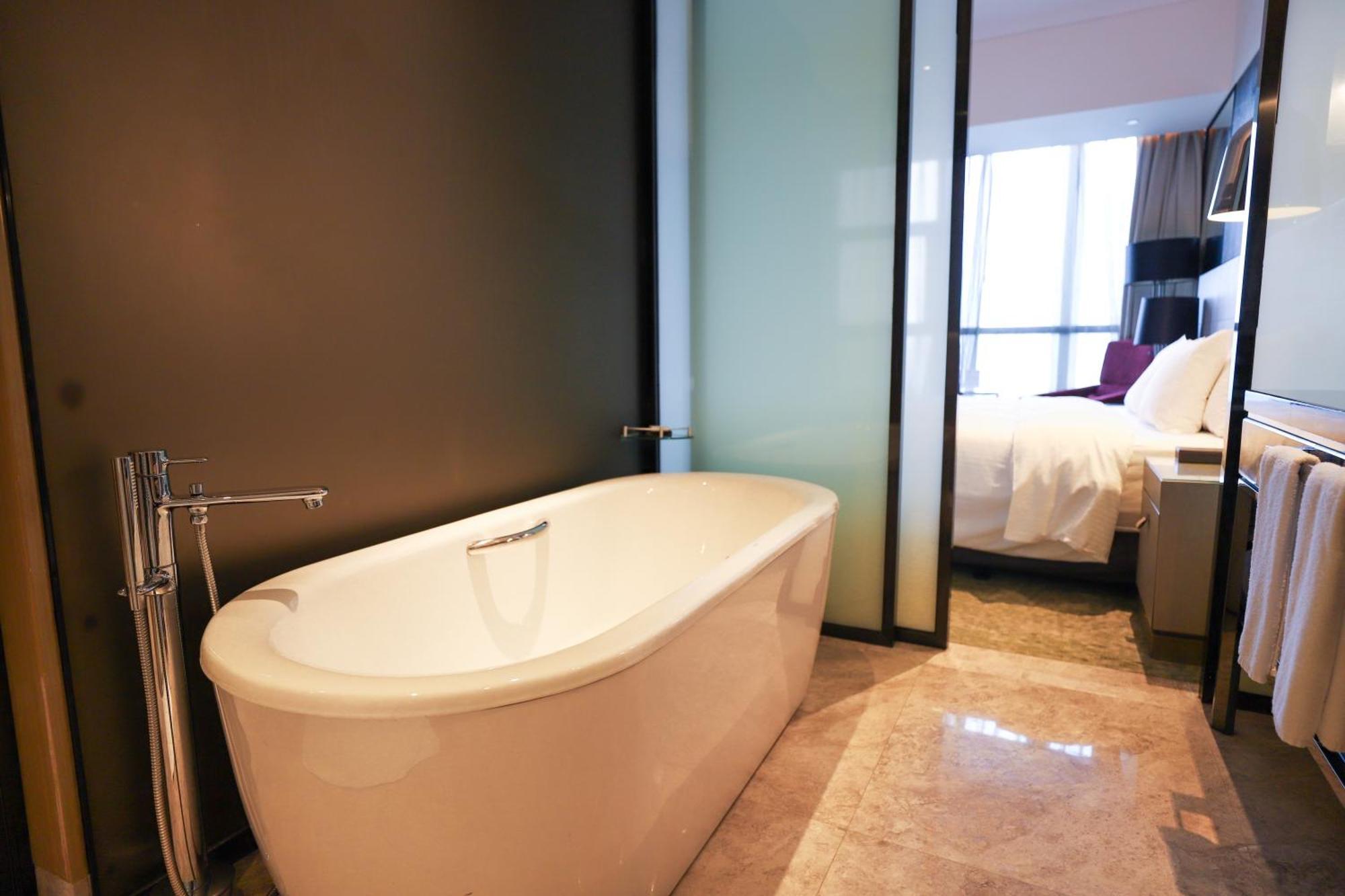 Hotel Wanda Realm Jiangmen Exterior foto