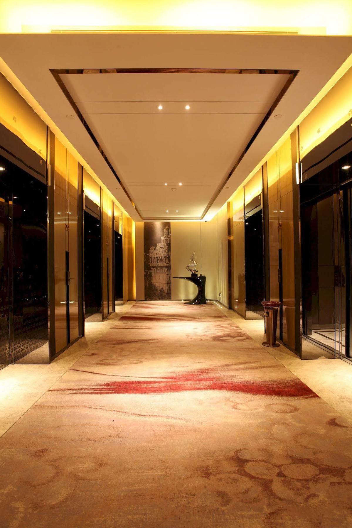 Hotel Wanda Realm Jiangmen Exterior foto